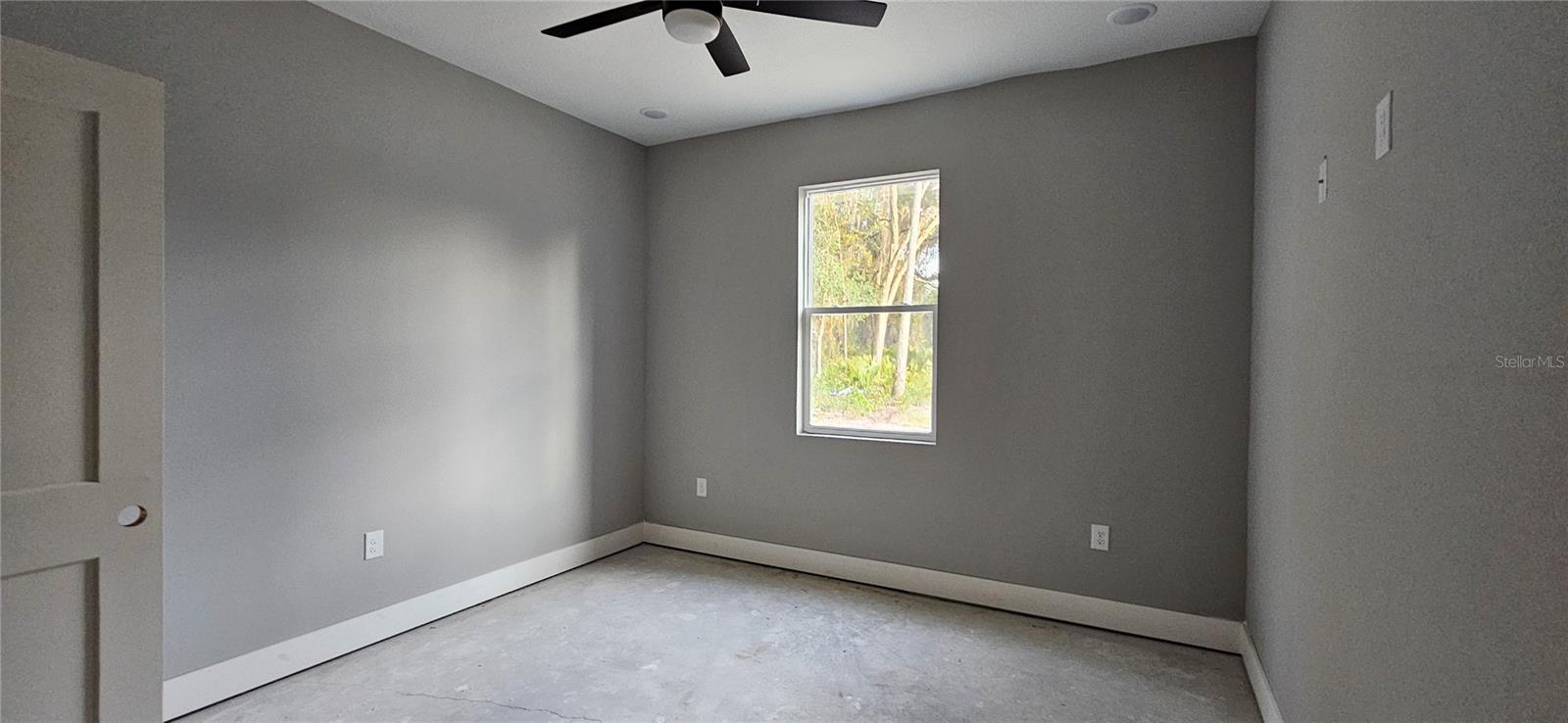 Image 31 of 47 For 30551 Saffron Avenue