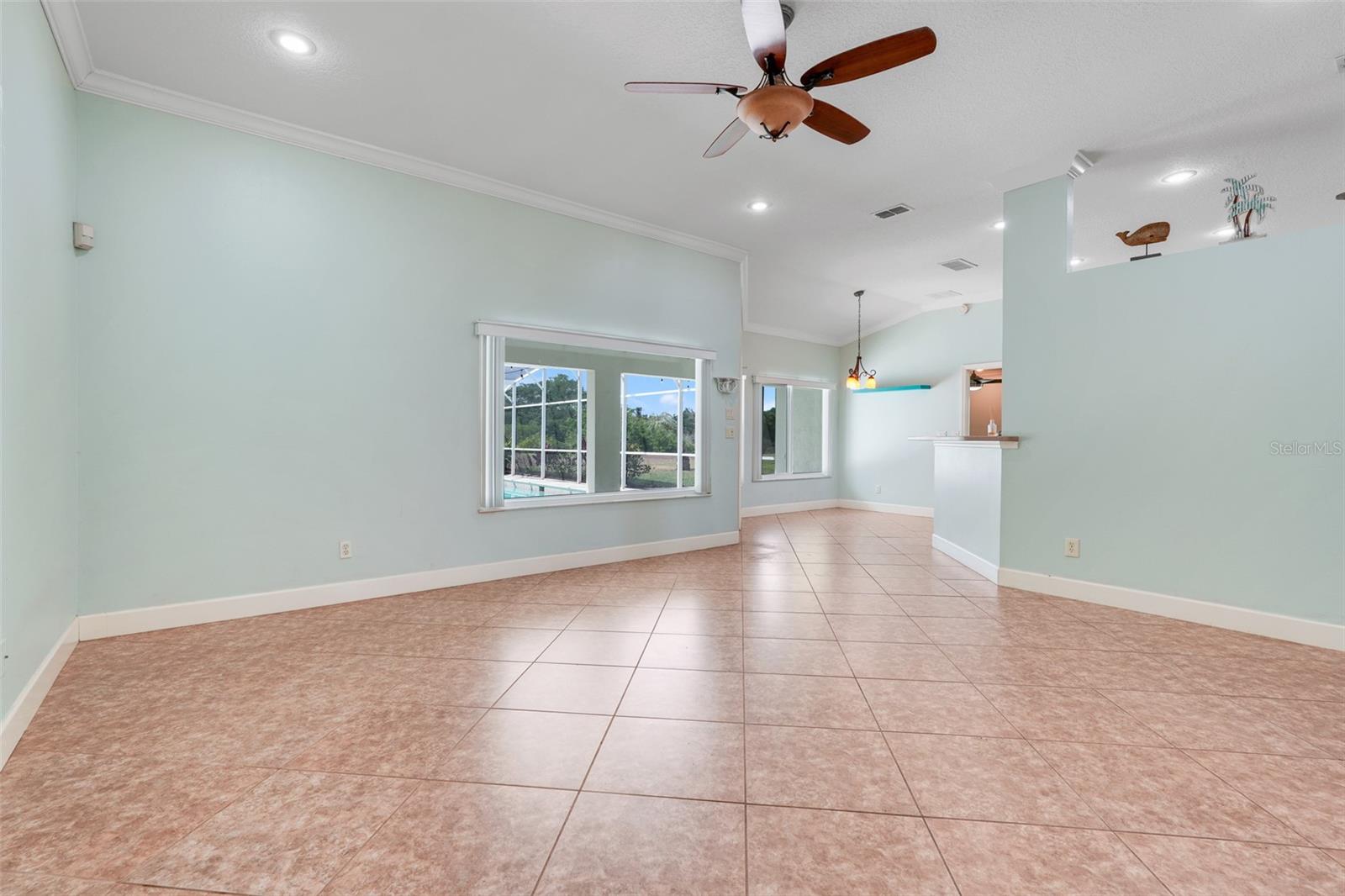 Image 16 of 45 For 8709 Augusta Court