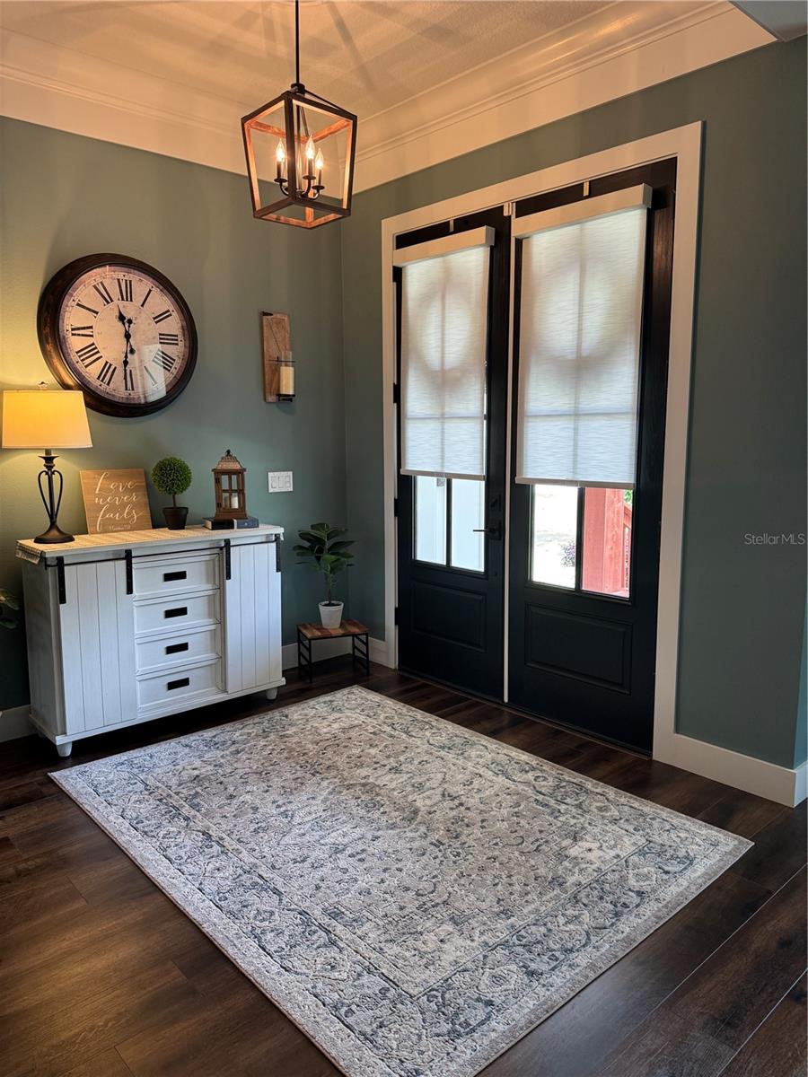 Image 4 of 40 For 121 Summit Avenue