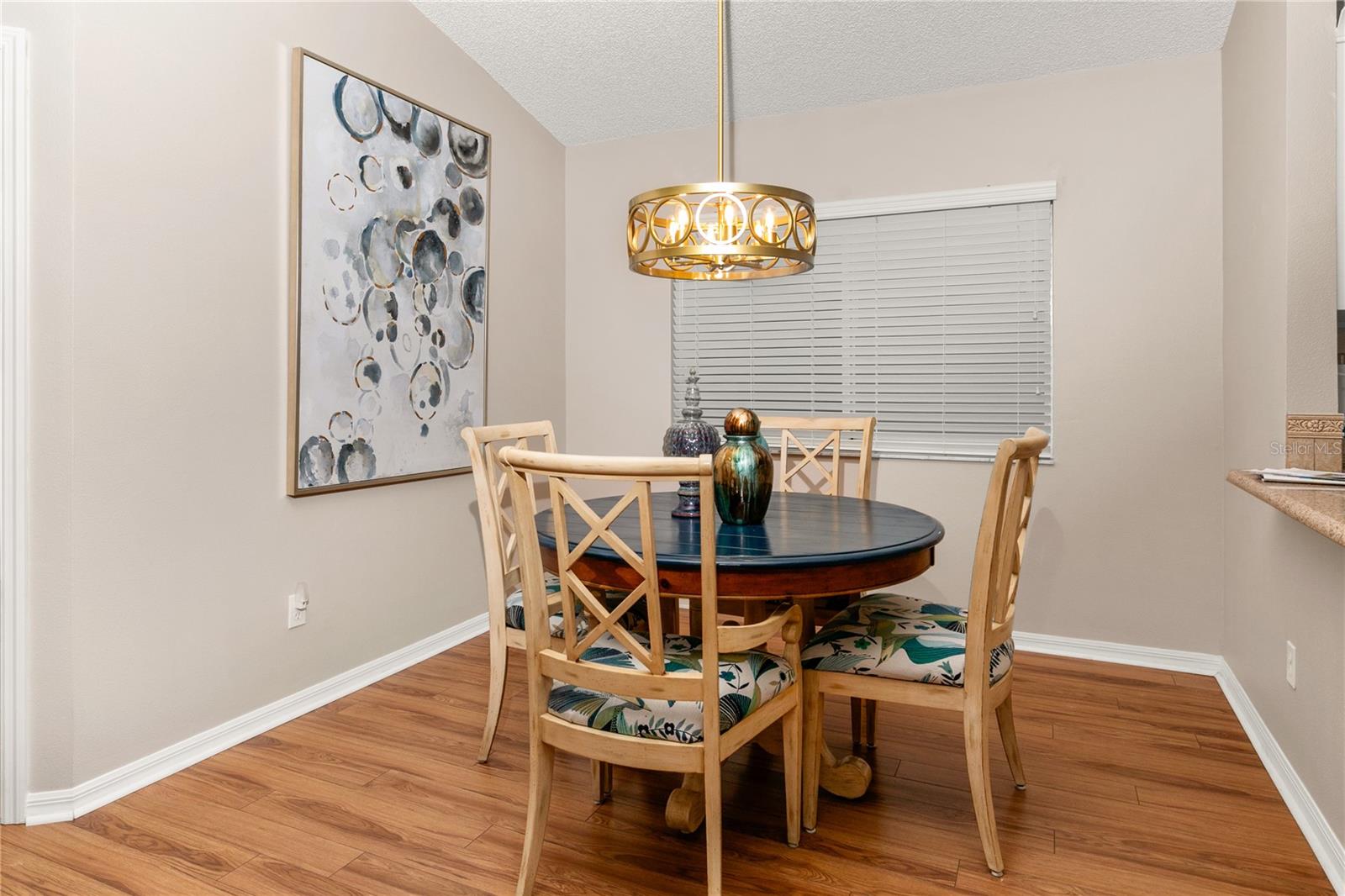 Image 10 of 44 For 4087 Capland Avenue