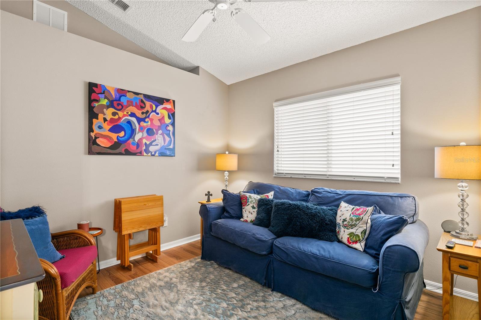 Image 19 of 44 For 4087 Capland Avenue