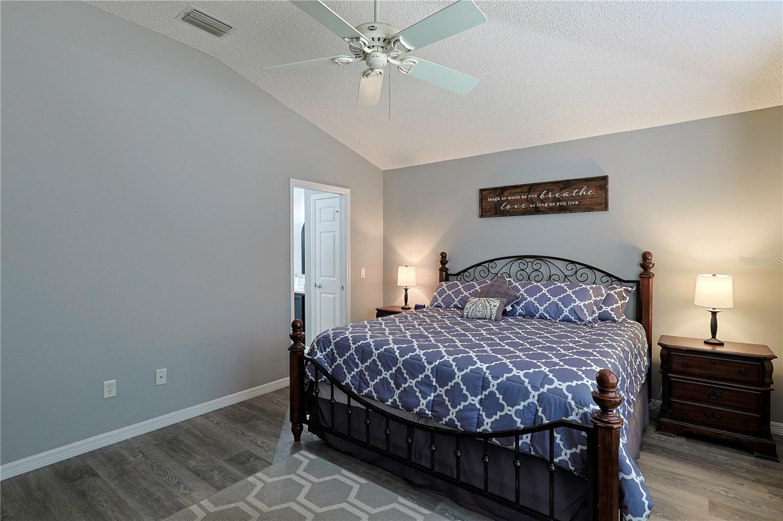Image 21 of 31 For 1451 Rosedale Way
