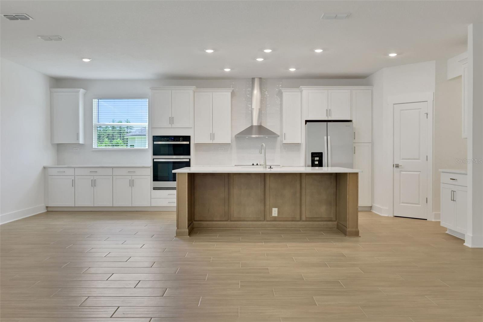 Image 39 of 49 For 300 Grand Landings Parkway