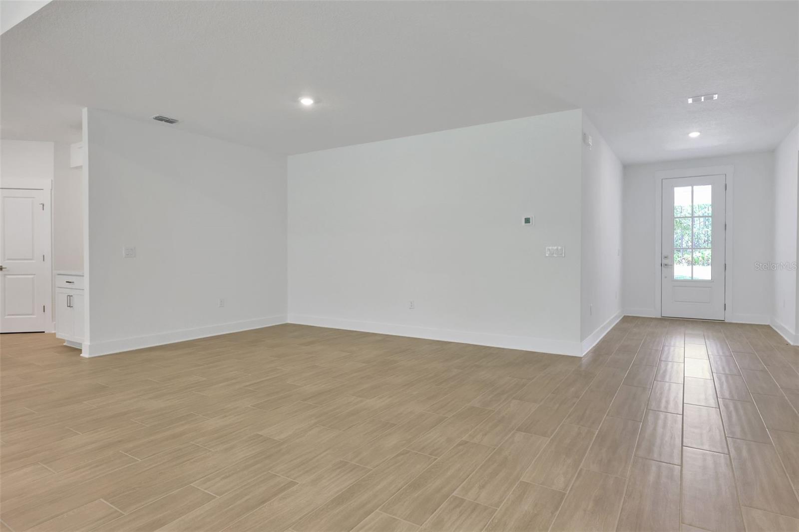 Image 41 of 49 For 300 Grand Landings Parkway