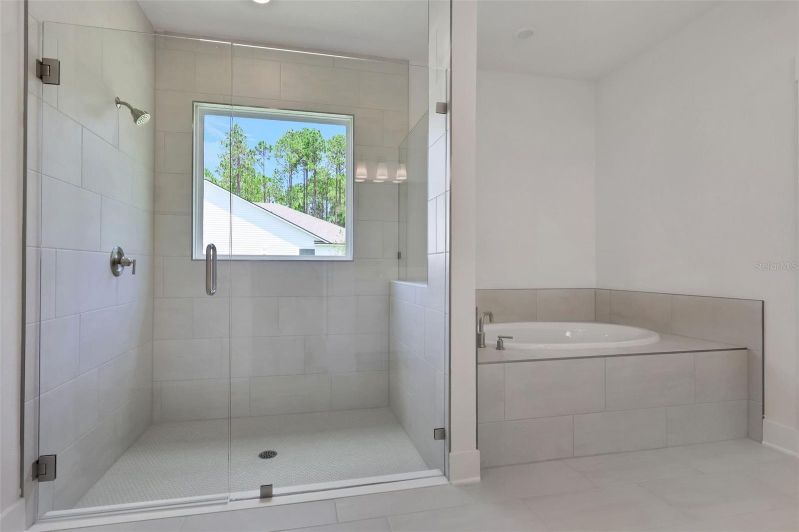 Image 15 of 42 For 302 Grand Landings Parkway