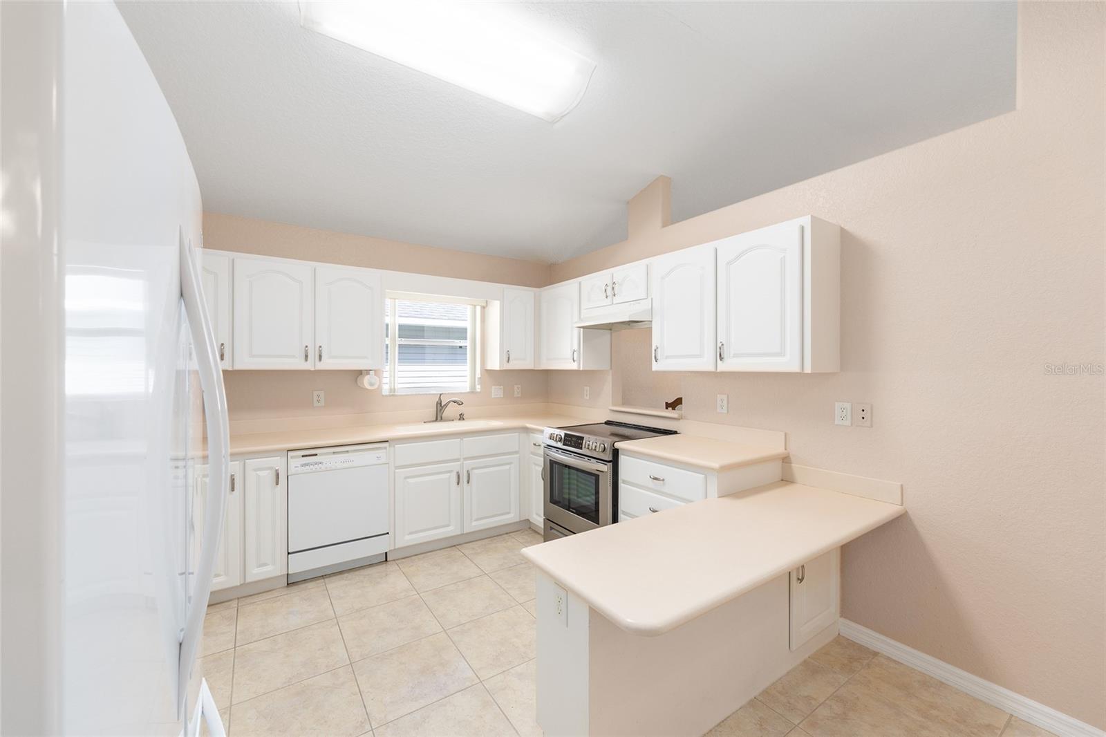 Image 21 of 60 For 2750 Coral Reef Way