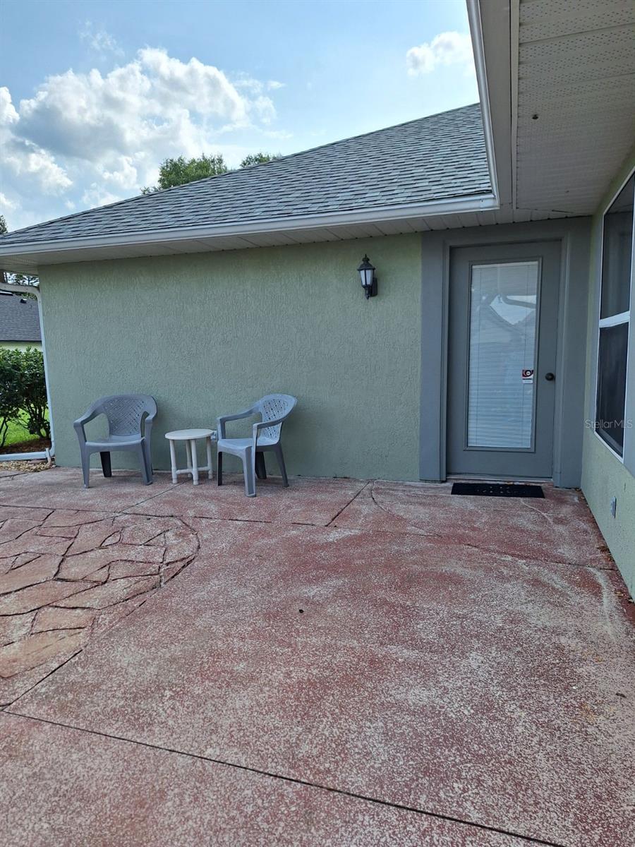 Image 3 of 4 For 2750 Coral Reef Way