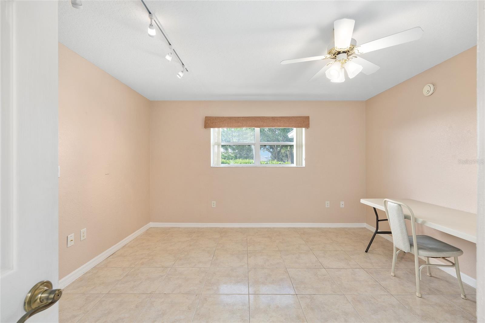 Image 32 of 60 For 2750 Coral Reef Way