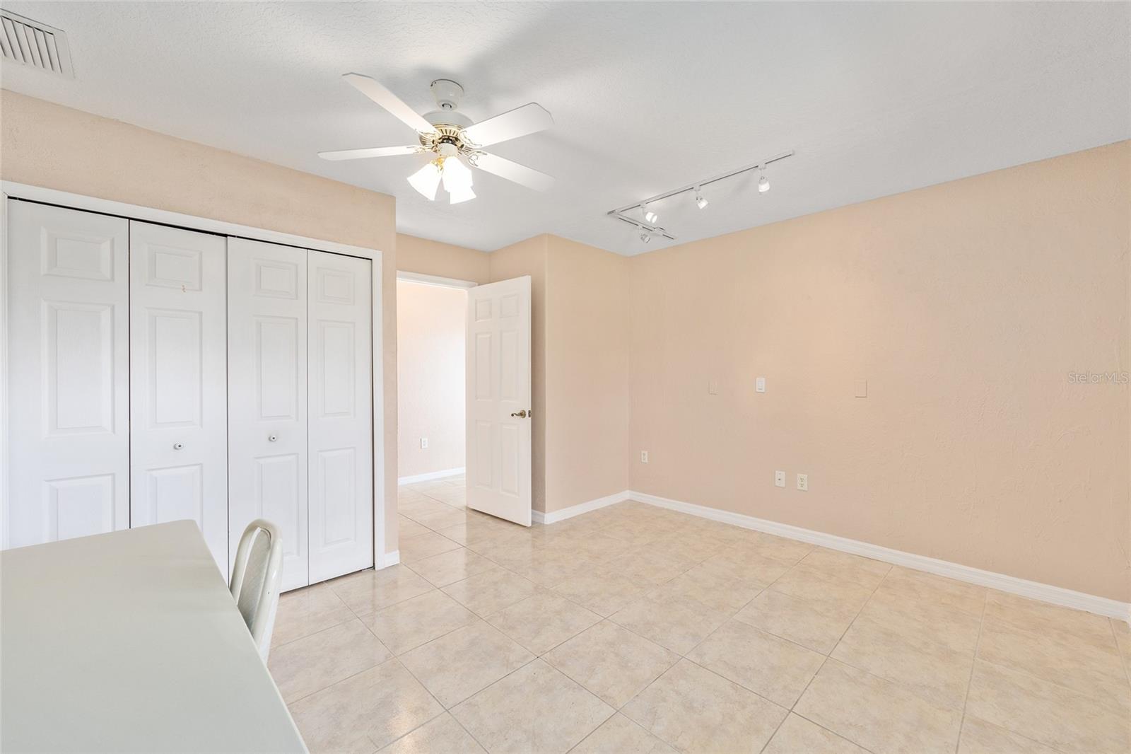 Image 34 of 60 For 2750 Coral Reef Way