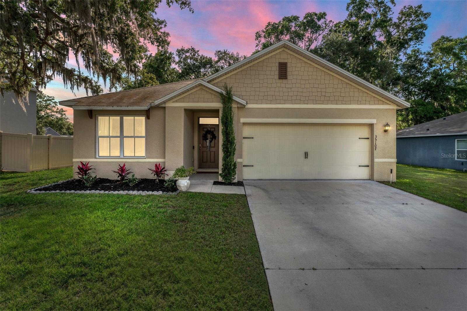 Details for 35107 Sweet Leaf Lane, LEESBURG, FL 34788