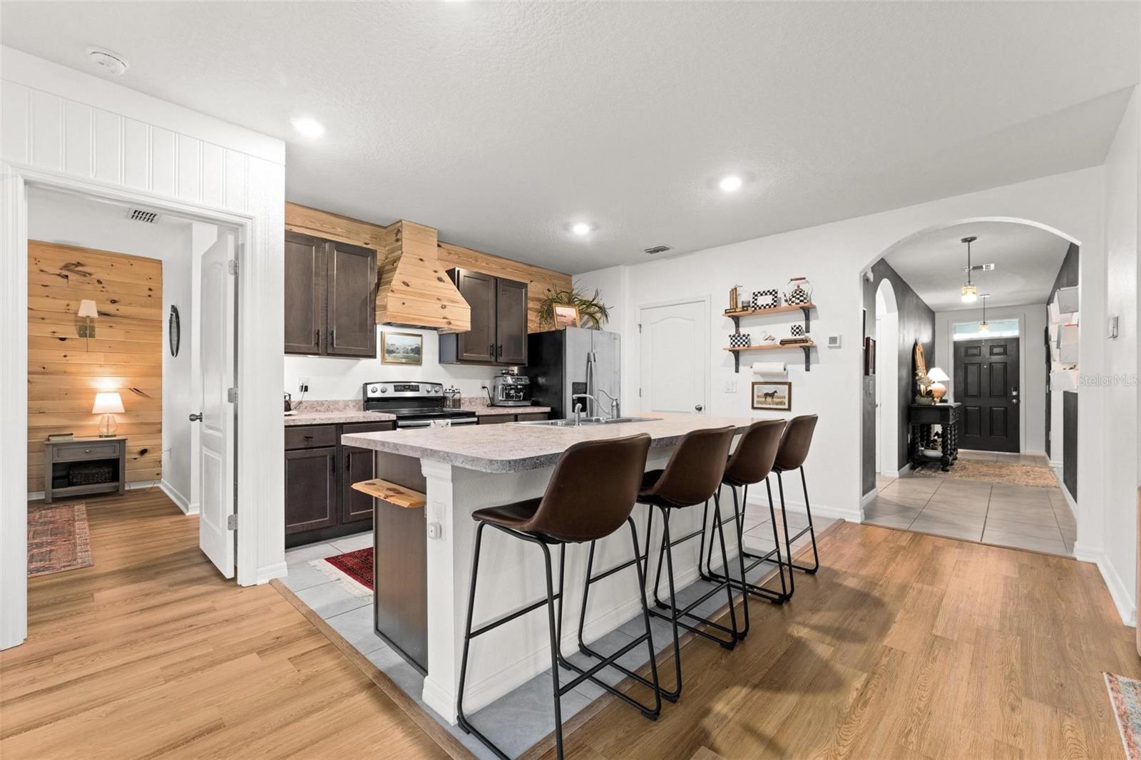 Image 20 of 57 For 35107 Sweet Leaf Lane
