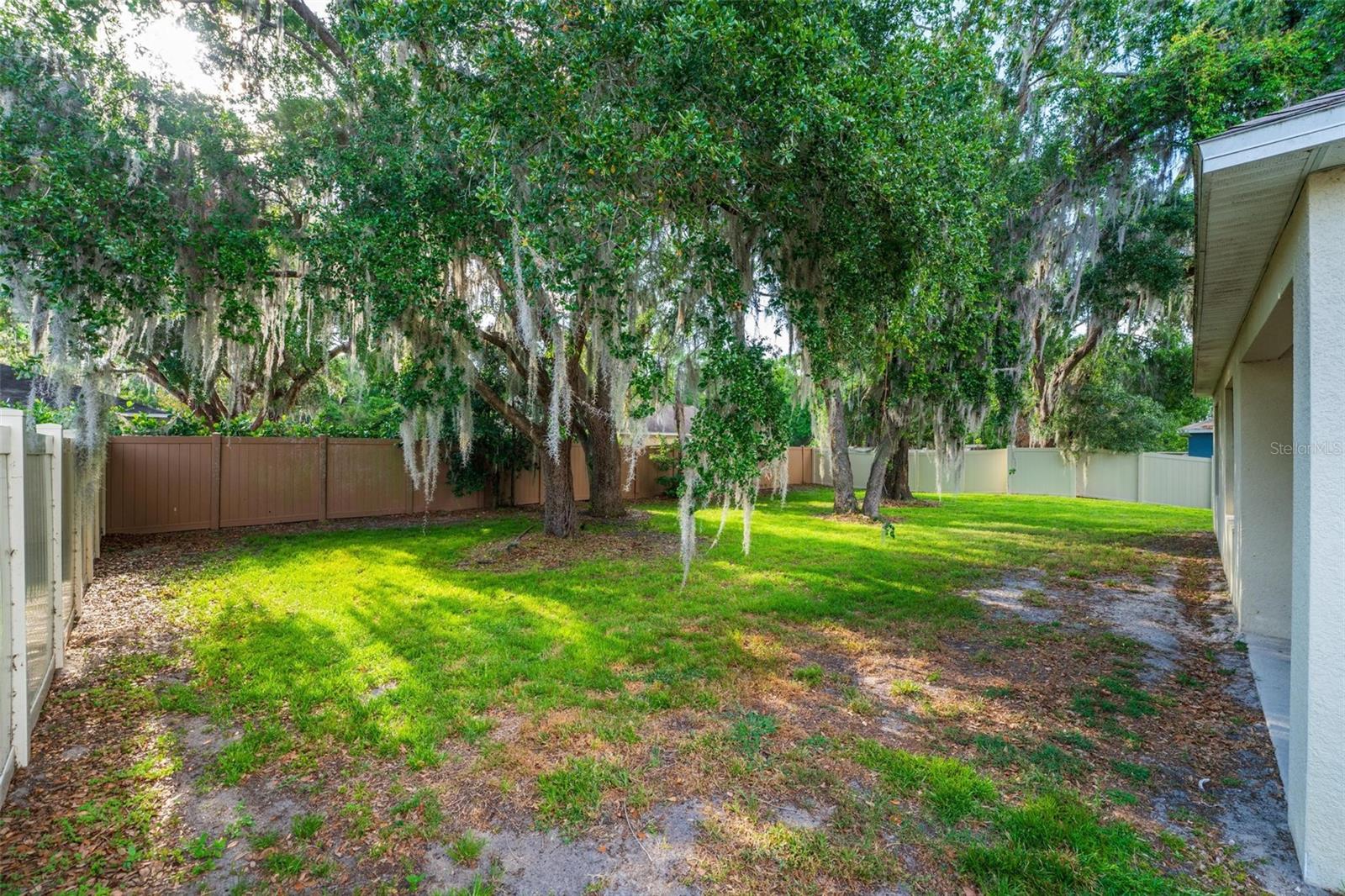 Image 43 of 57 For 35107 Sweet Leaf Lane