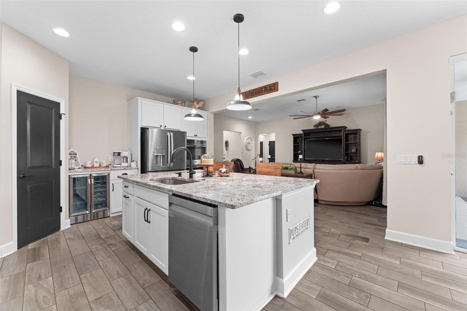 Image 11 of 64 For 3733 Statham Drive