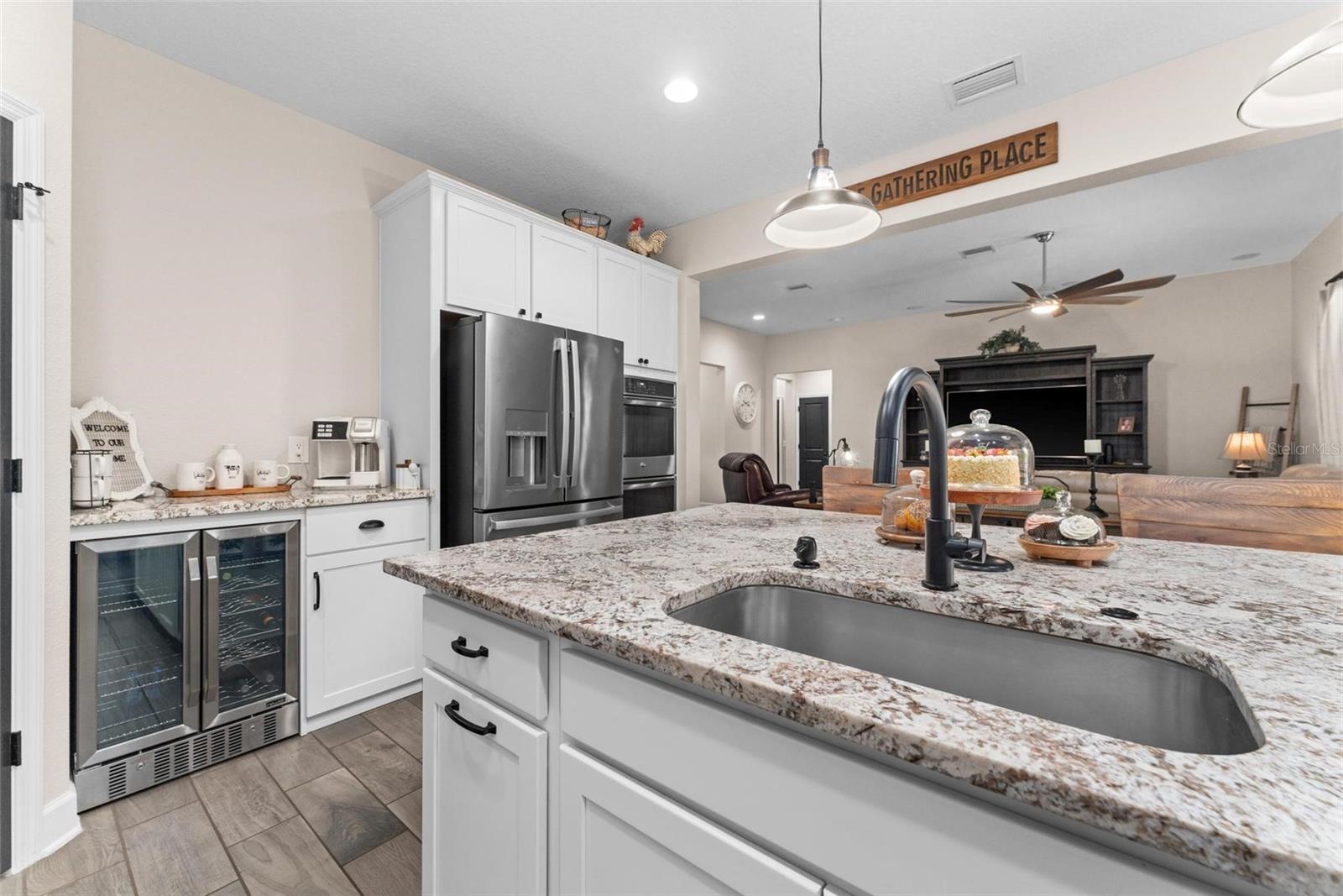 Image 14 of 64 For 3733 Statham Drive