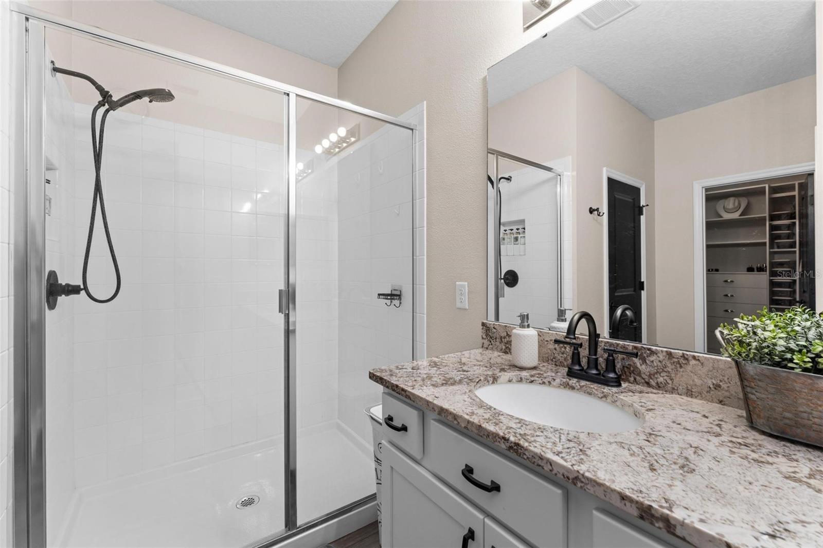 Image 24 of 64 For 3733 Statham Drive