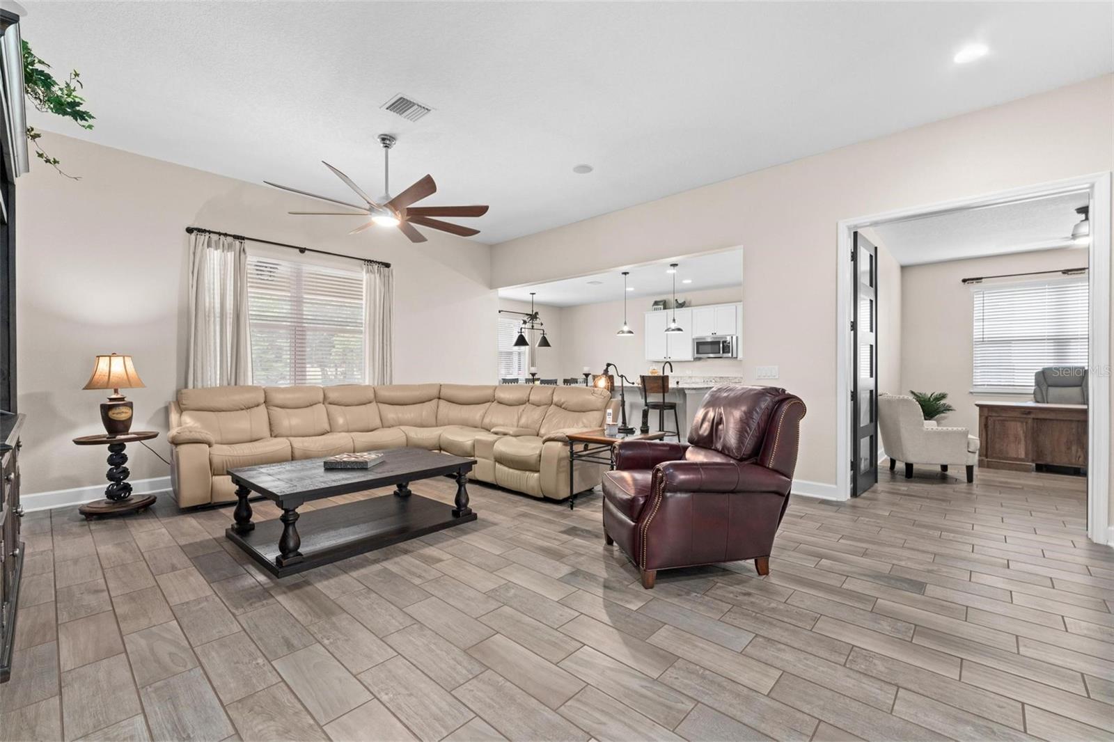 Image 3 of 64 For 3733 Statham Drive
