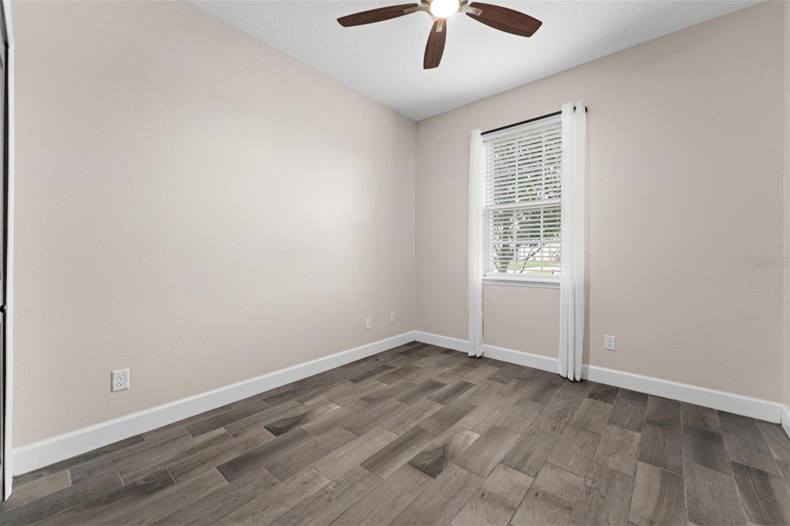 Image 32 of 64 For 3733 Statham Drive