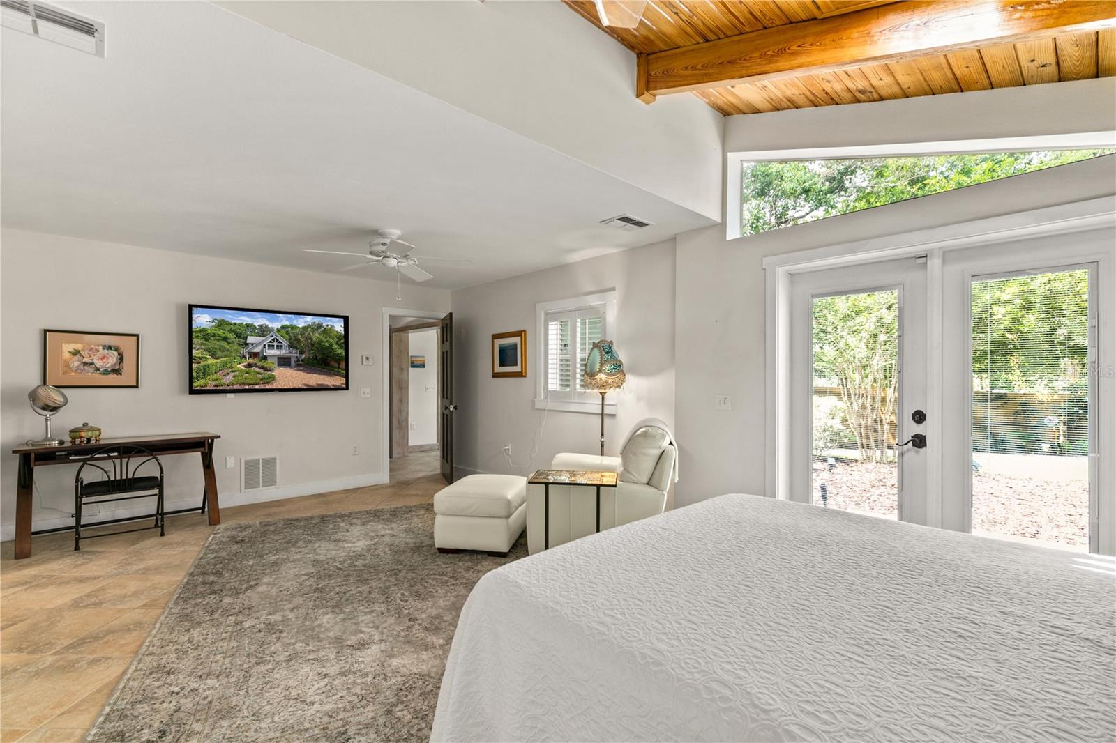 Image 16 of 56 For 421 10th Avenue