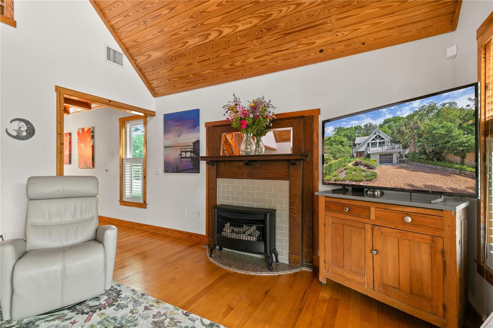 Image 30 of 56 For 421 10th Avenue