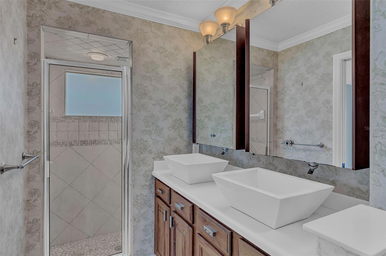 Image 20 of 60 For 8167 Bridgeport Bay Circle