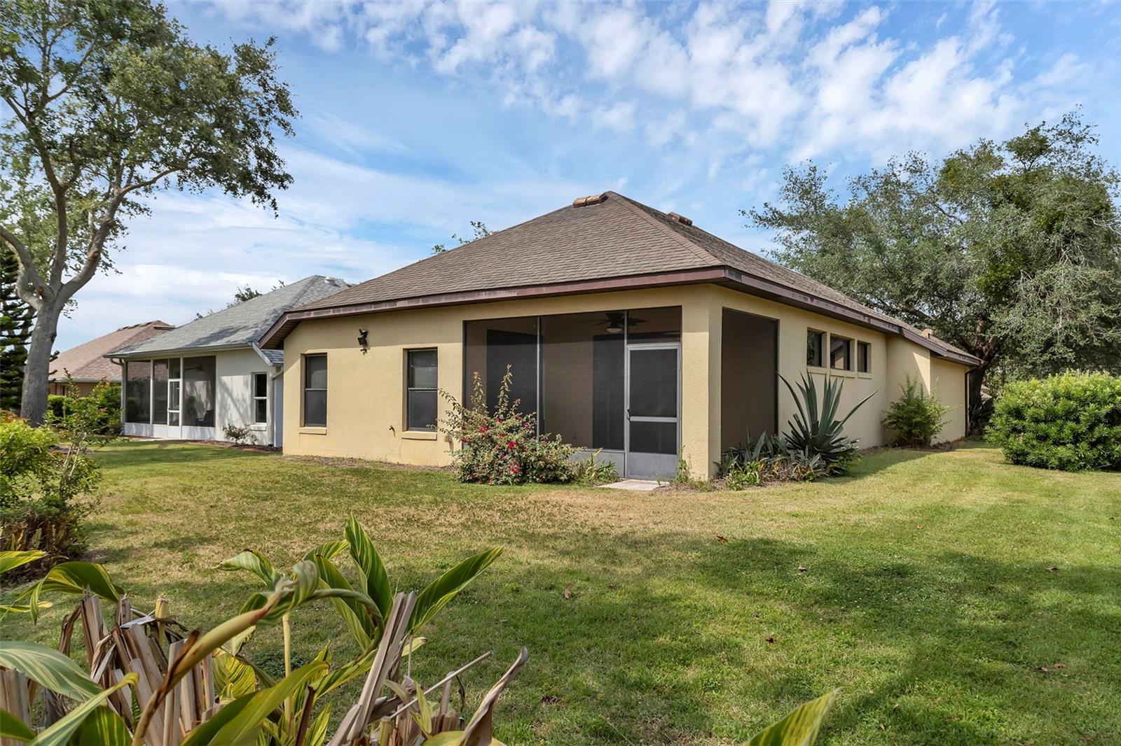 Image 27 of 60 For 8167 Bridgeport Bay Circle