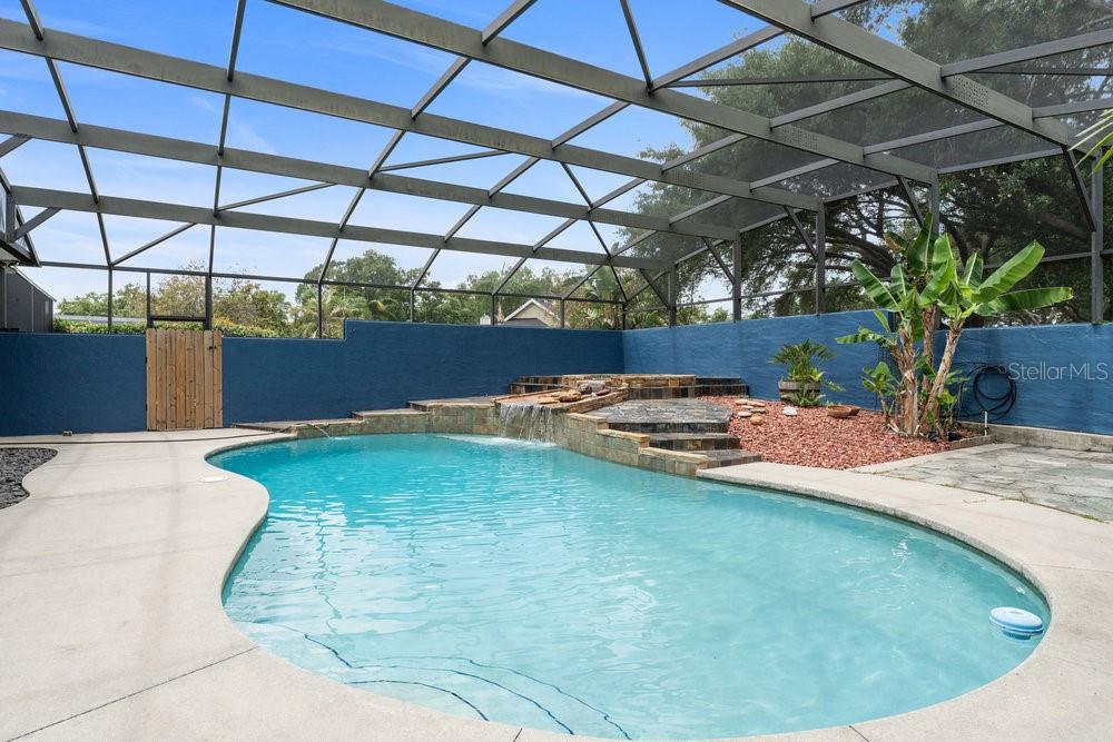 Image 52 of 78 For 19627 Spring Oak Drive