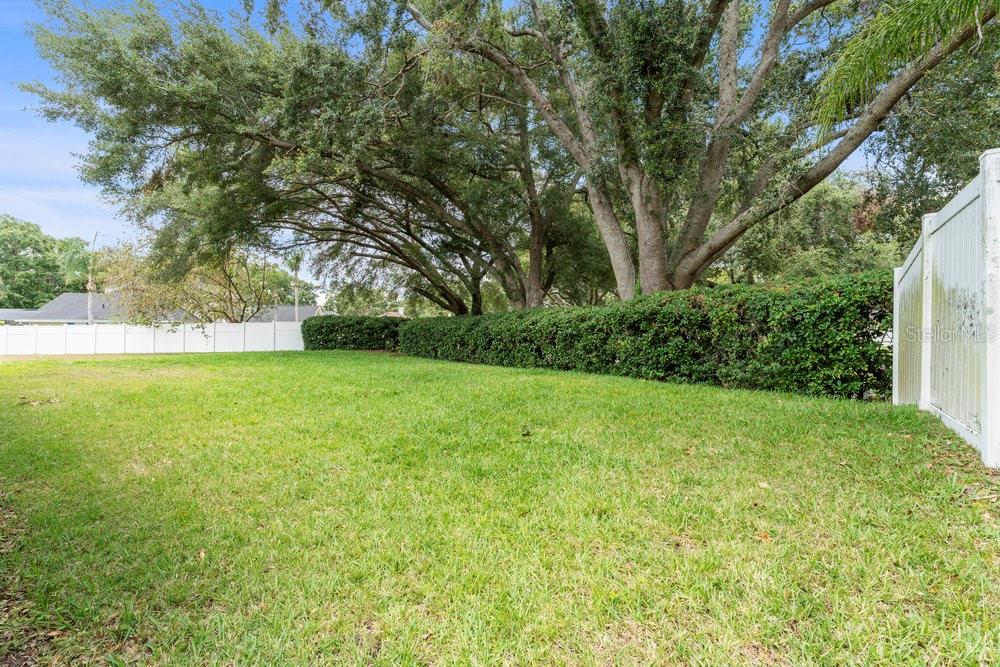 Image 59 of 78 For 19627 Spring Oak Drive