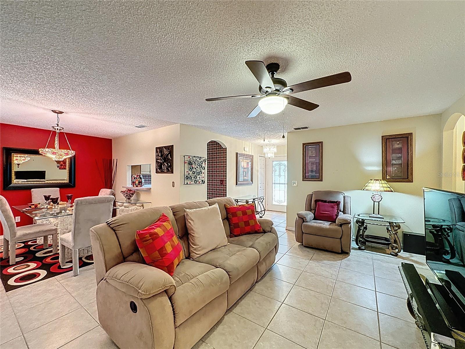 Image 13 of 71 For 2131 Burley Avenue