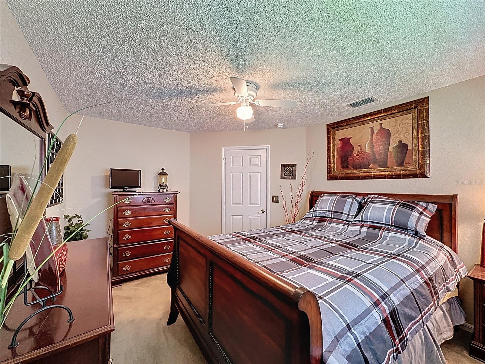 Image 20 of 71 For 2131 Burley Avenue