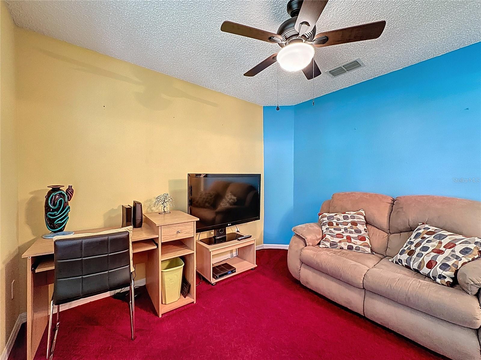 Image 32 of 71 For 2131 Burley Avenue