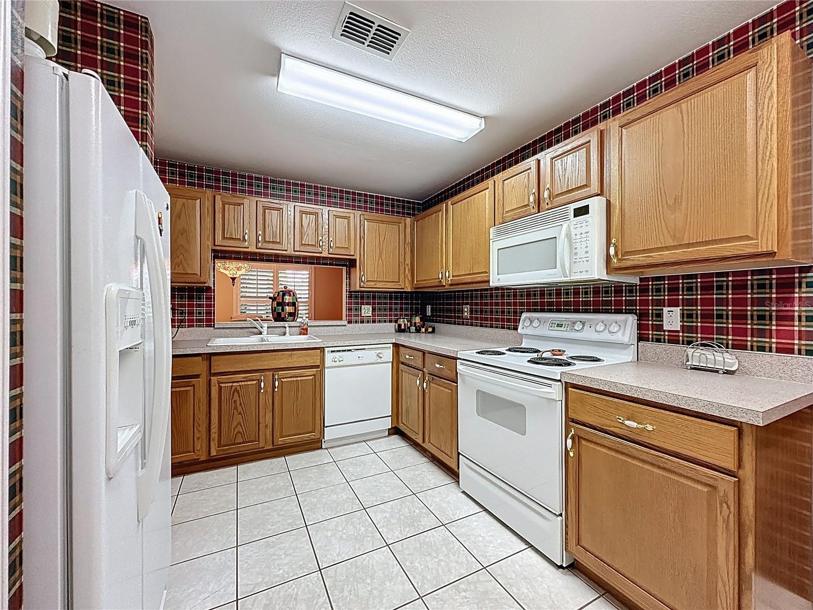 Image 5 of 71 For 2131 Burley Avenue