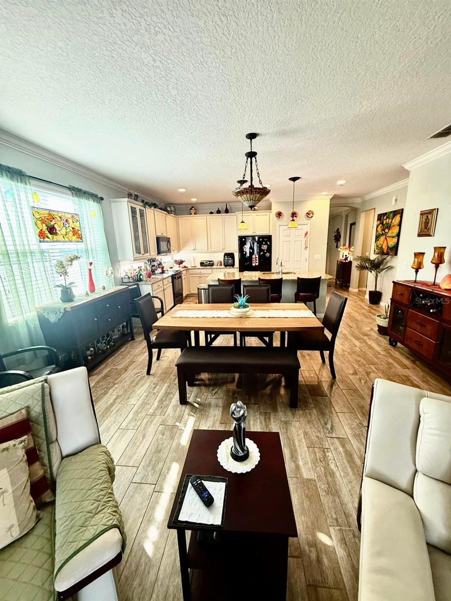 Image 8 of 29 For 1231 Merion Drive