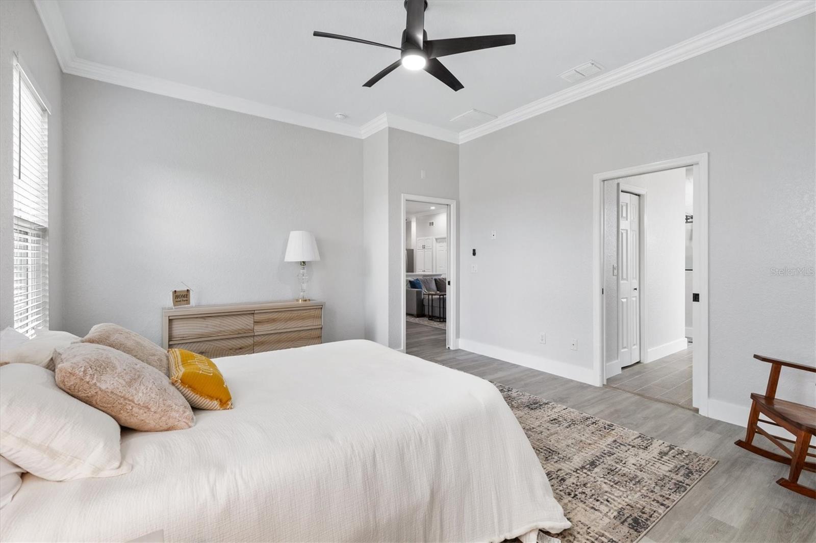 Image 12 of 49 For 11884 179th Street