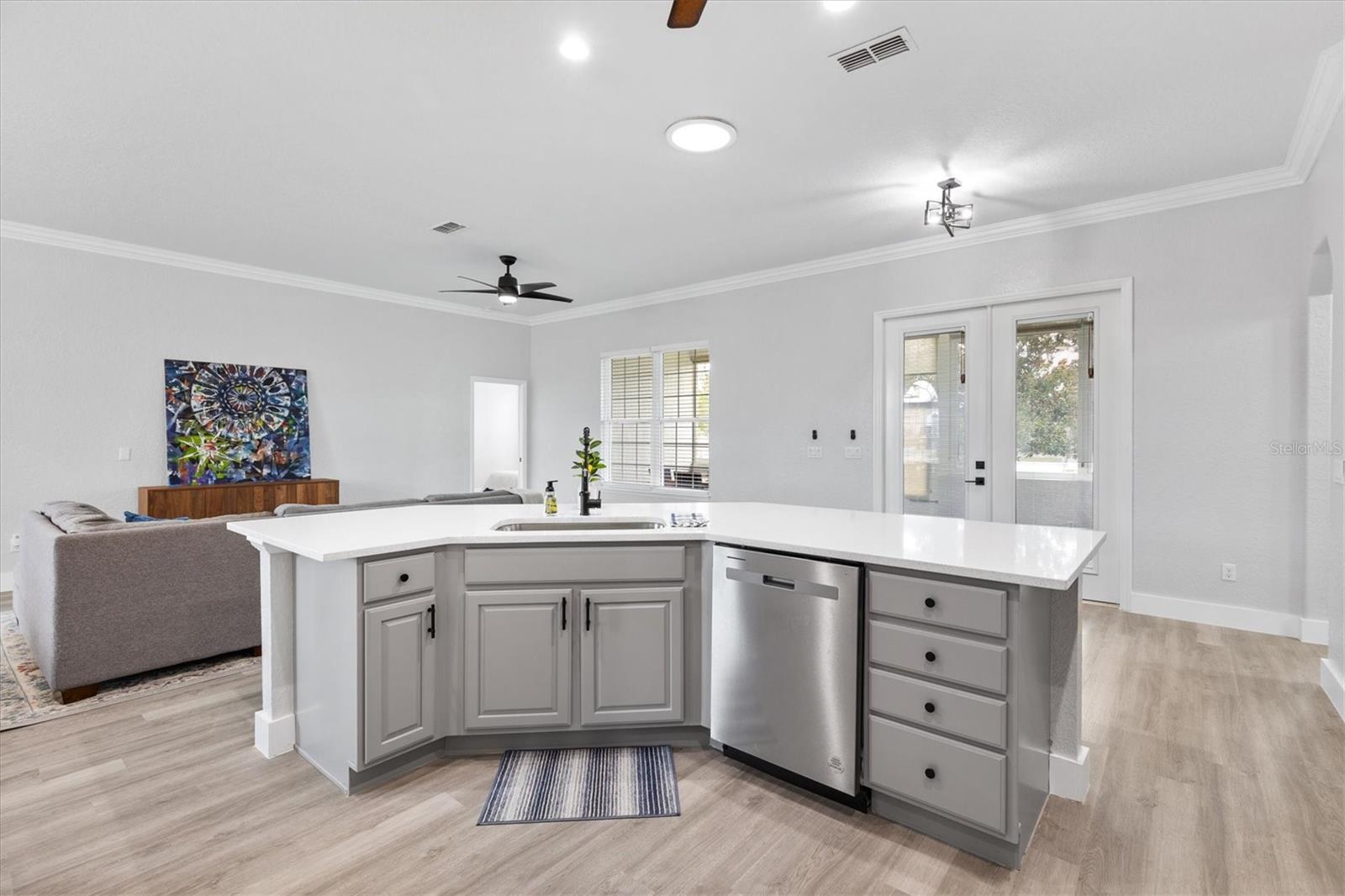 Image 9 of 49 For 11884 179th Street