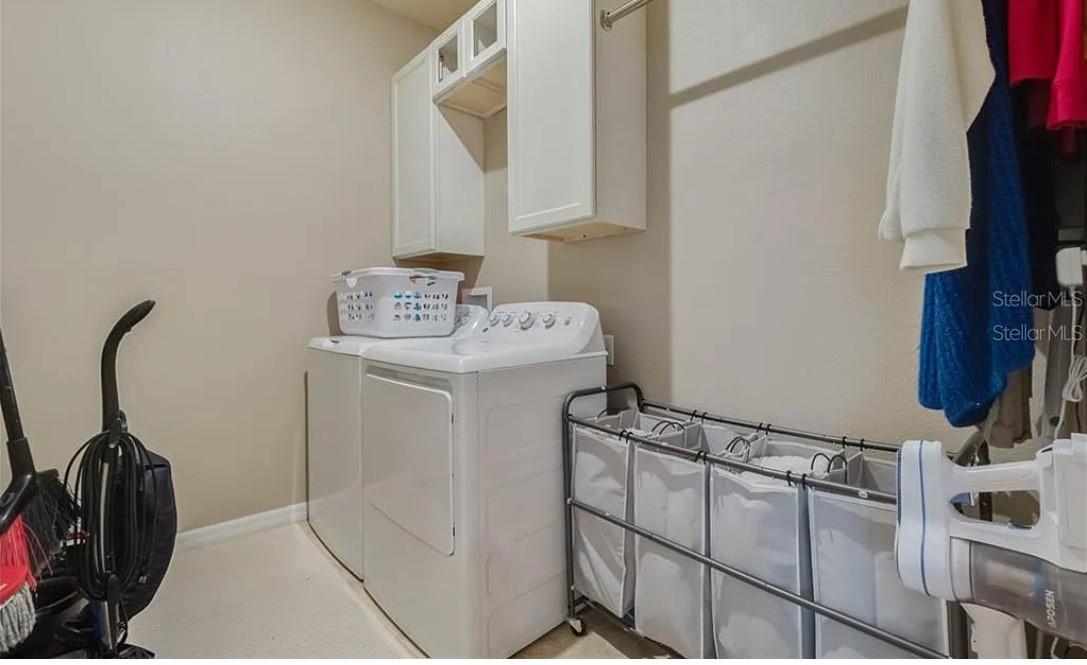 Image 4 of 9 For 4053 Brookshire Circle