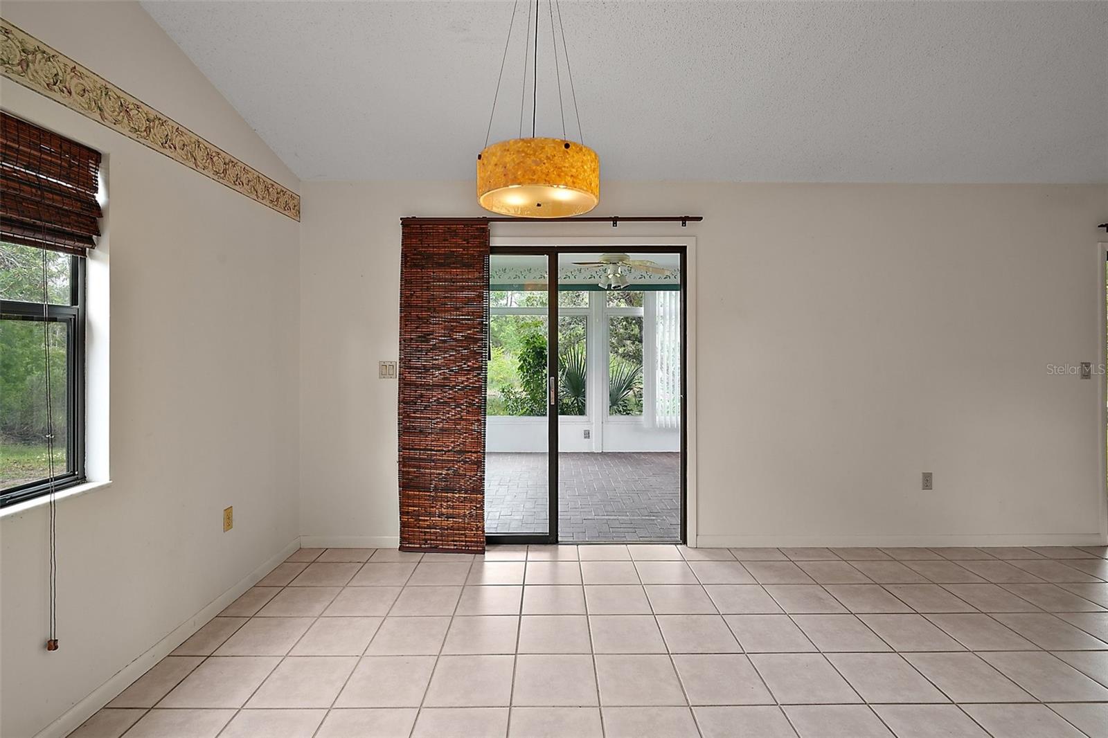 Image 14 of 26 For 34 Gordon Court