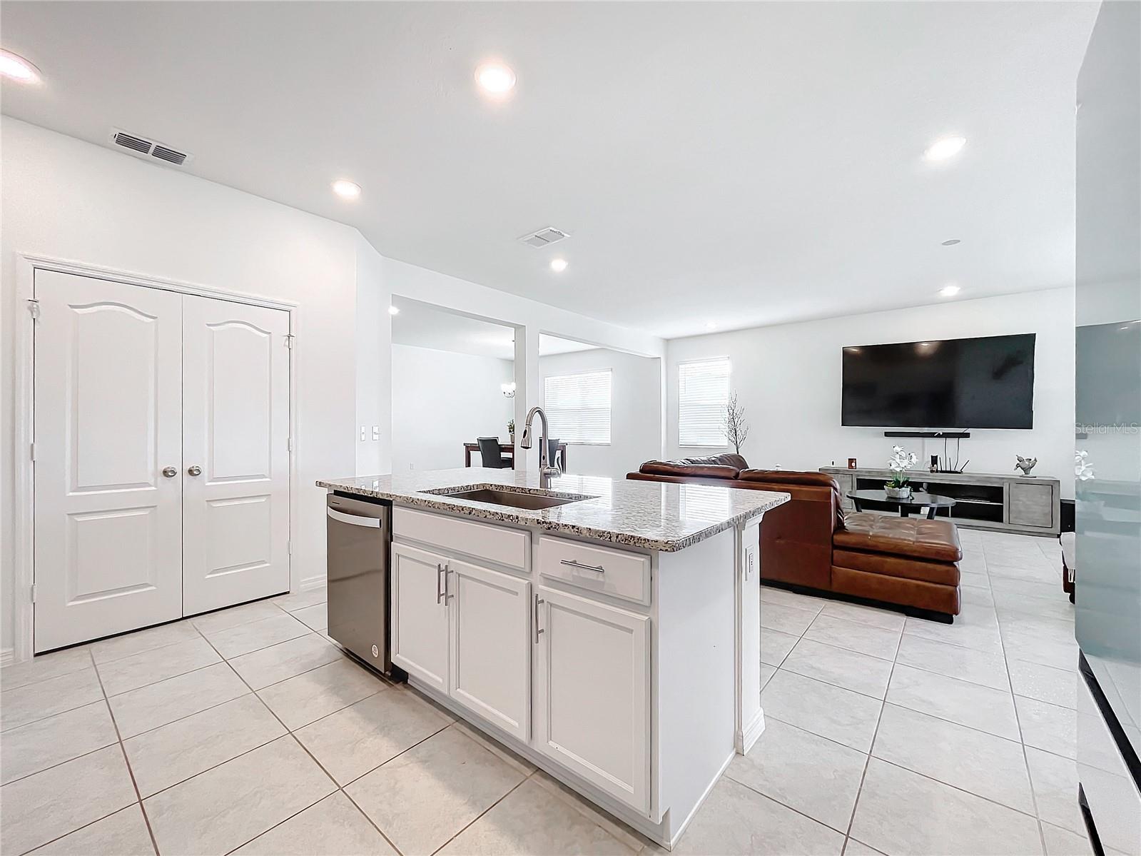 Image 34 of 46 For 776 Rioja Drive