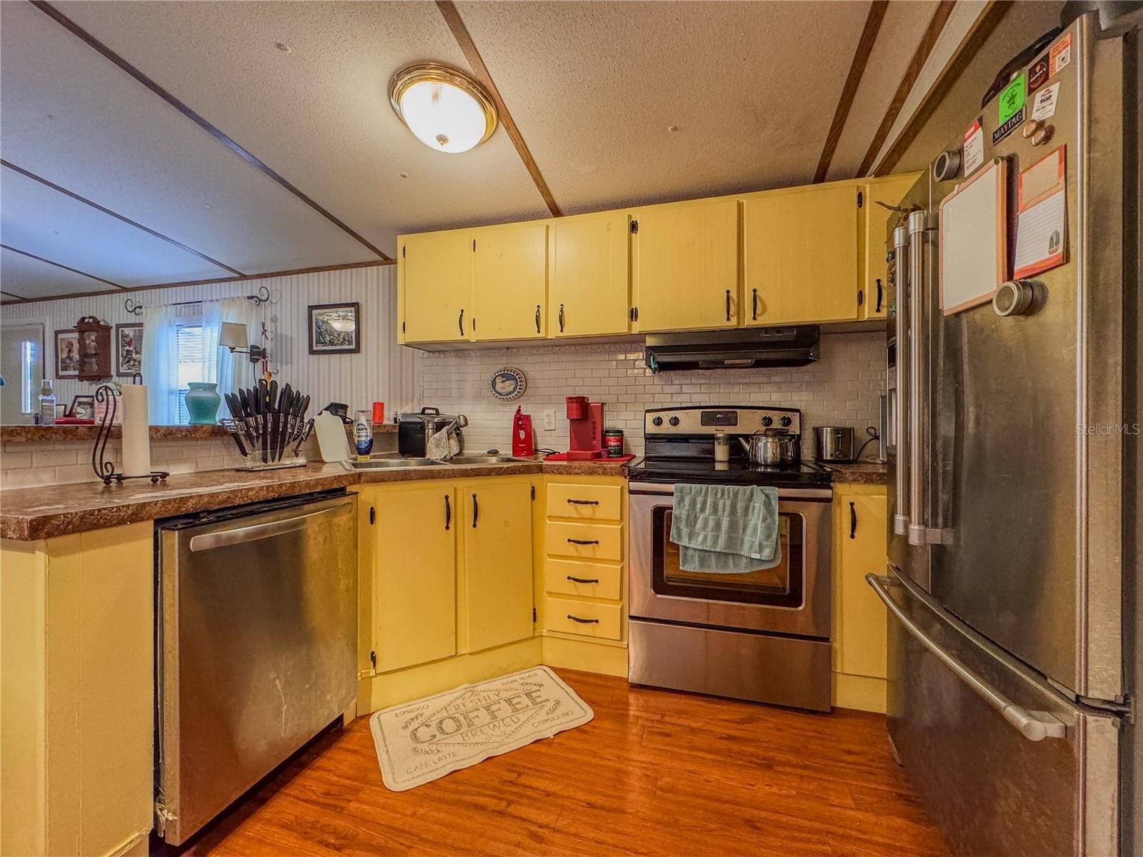 Image 11 of 33 For 10113 24th Drive