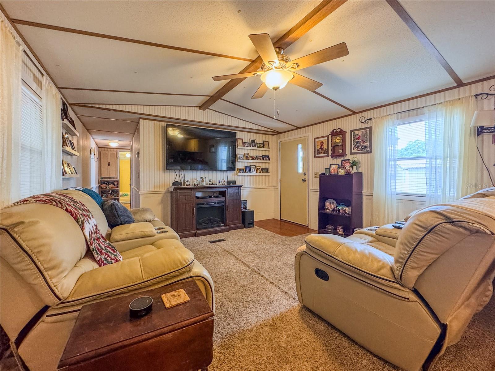 Image 6 of 33 For 10113 24th Drive