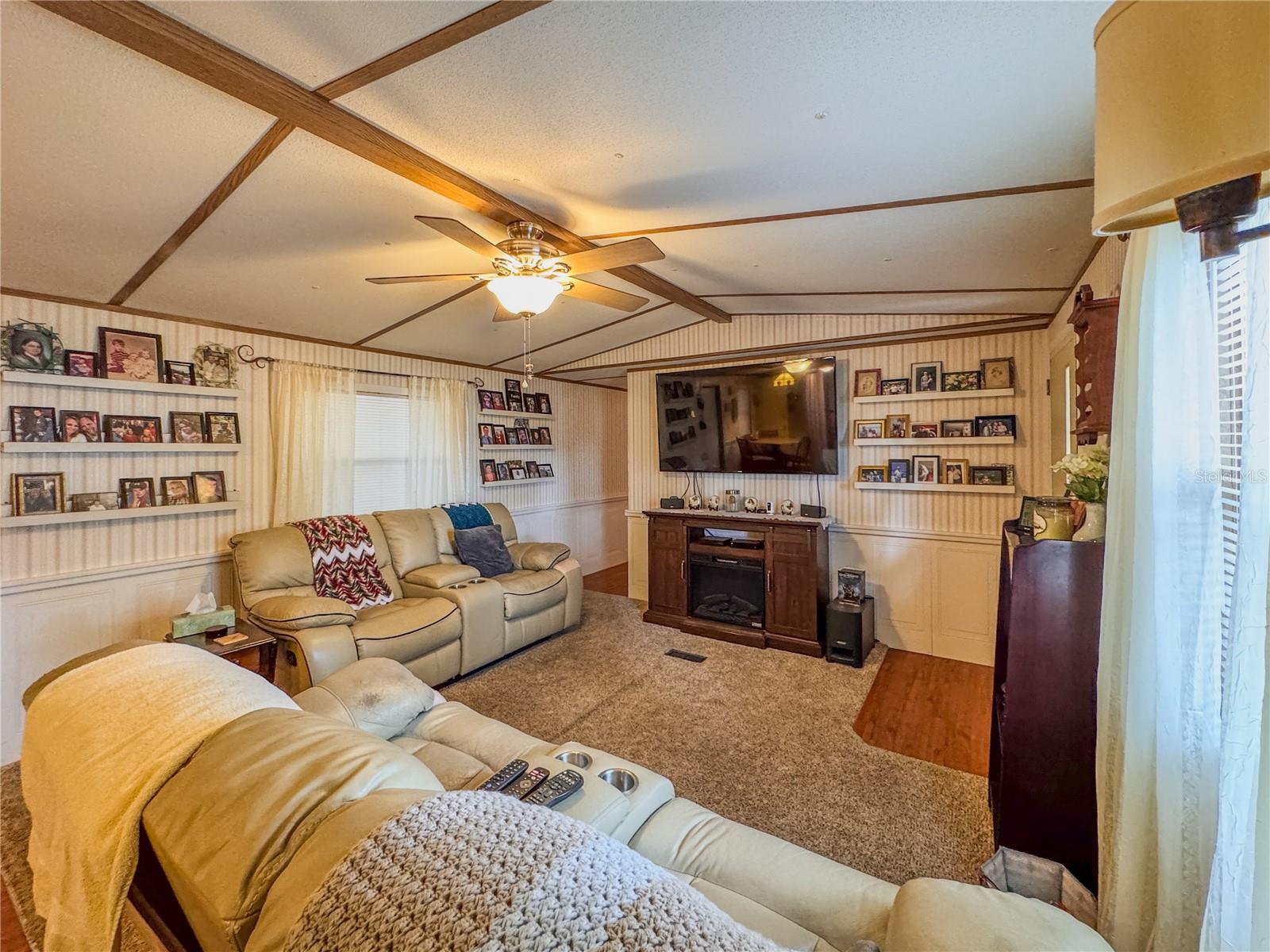 Image 7 of 33 For 10113 24th Drive