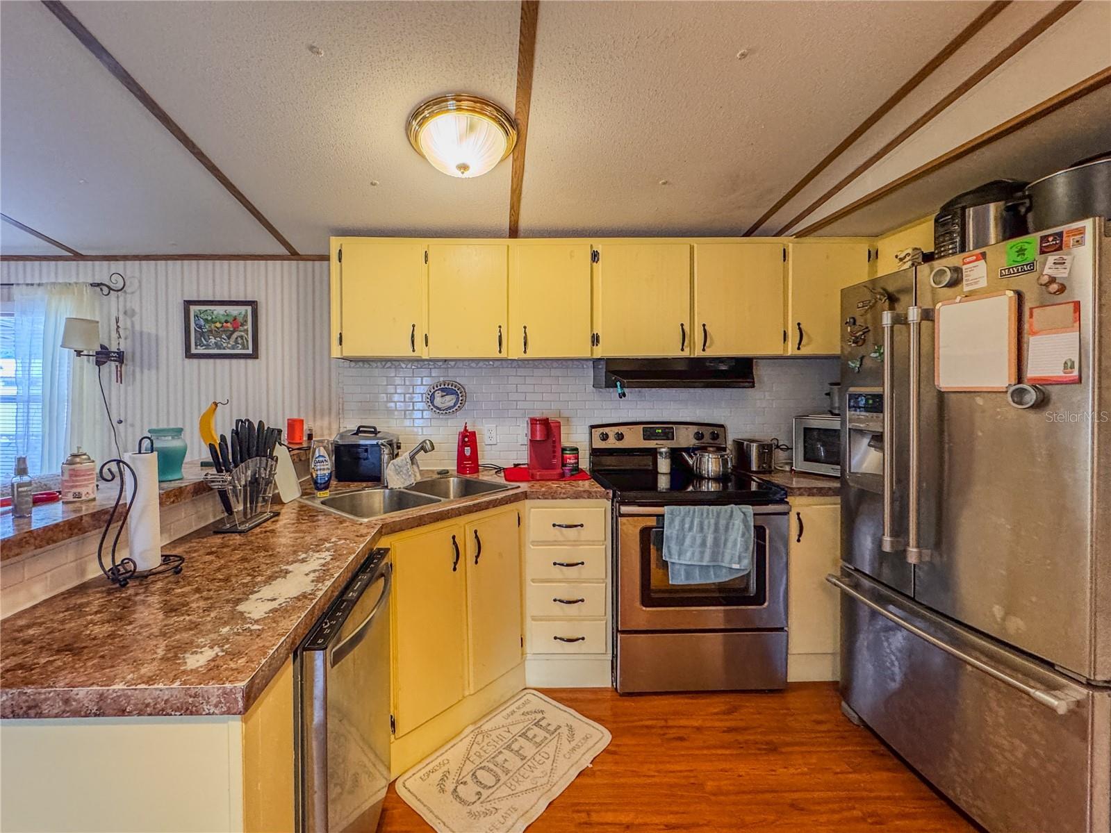 Image 9 of 33 For 10113 24th Drive