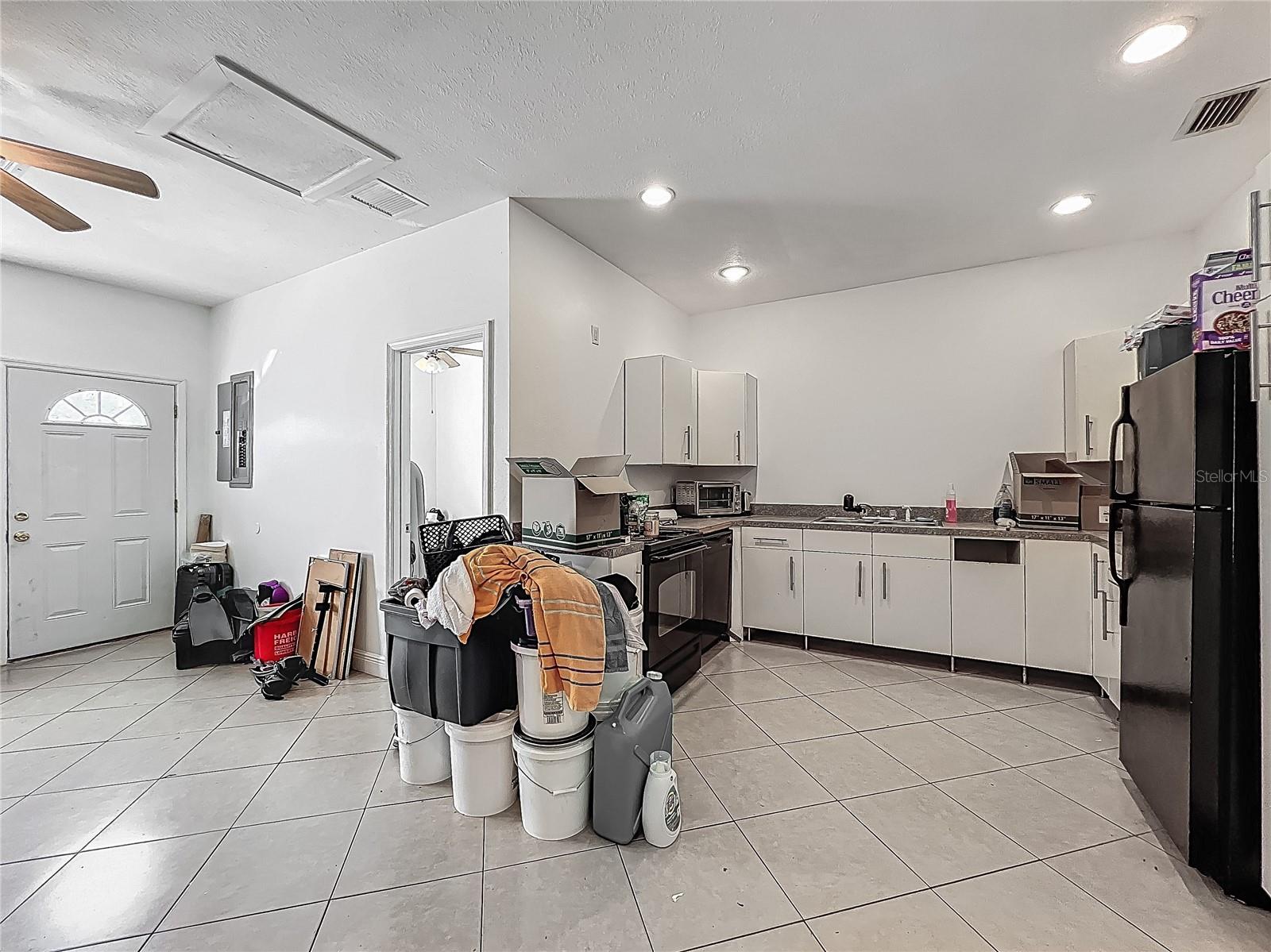 Image 12 of 24 For 525 Orange Avenue