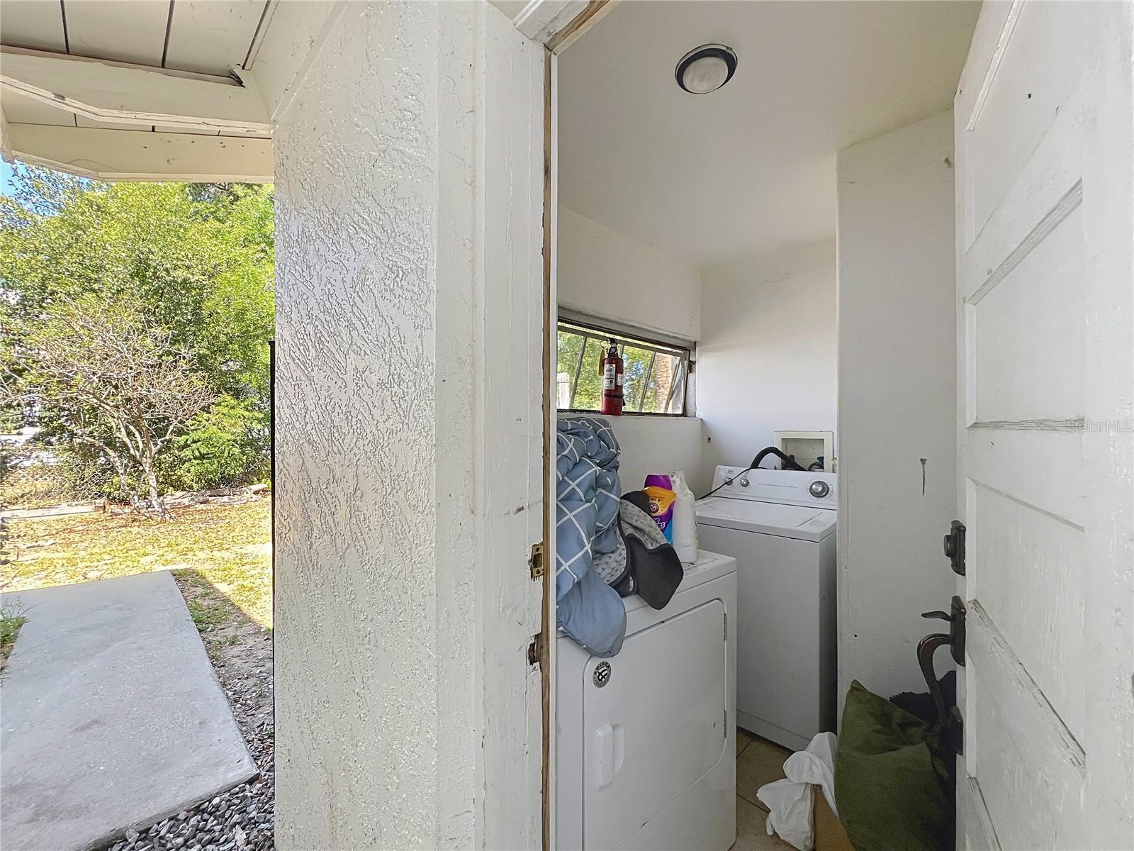 Image 22 of 24 For 525 Orange Avenue