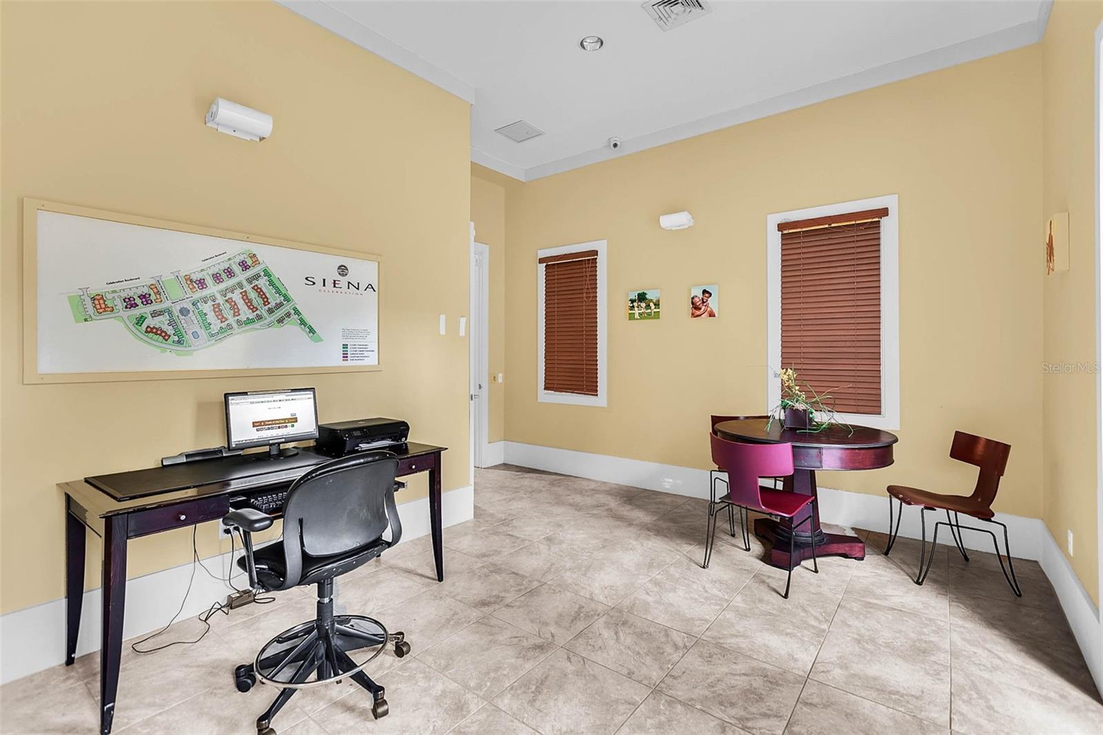 Image 41 of 56 For 1021 Siena Park Boulevard 204