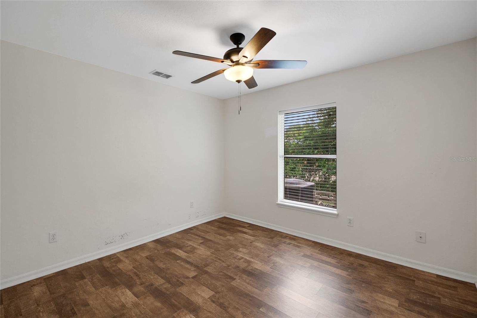 Image 15 of 46 For 14490 96th Terrace