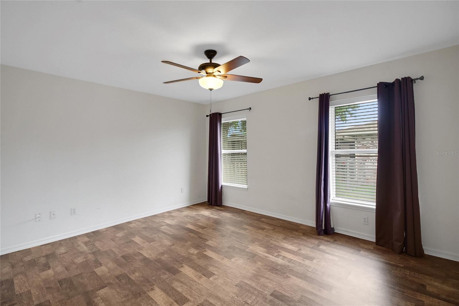 Image 23 of 46 For 14490 96th Terrace