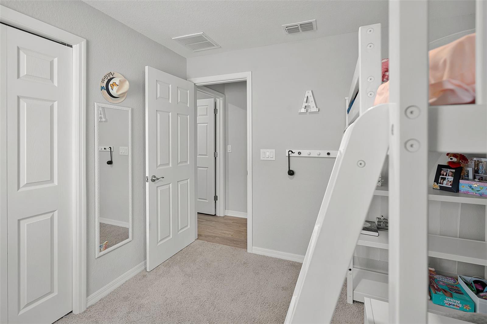 Image 17 of 20 For 1247 Mezzavalle Way