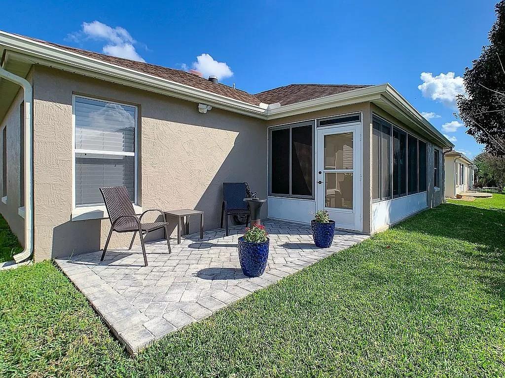 Image 17 of 39 For 1914 Armondo Drive