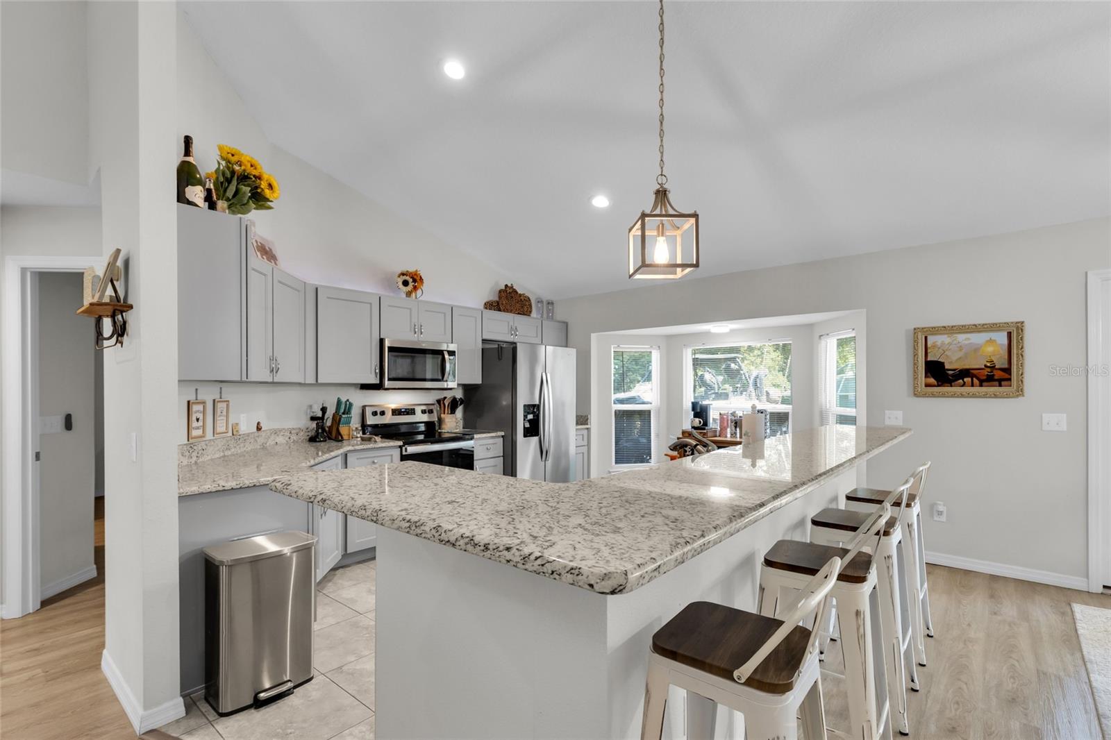 Image 9 of 35 For 8635 156 Street
