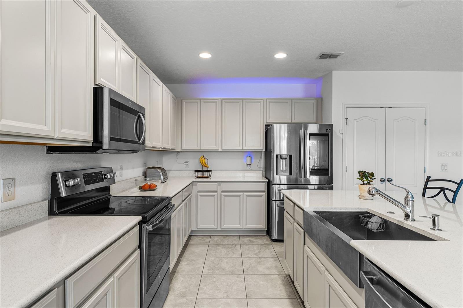 Image 15 of 71 For 23707 Companero Drive